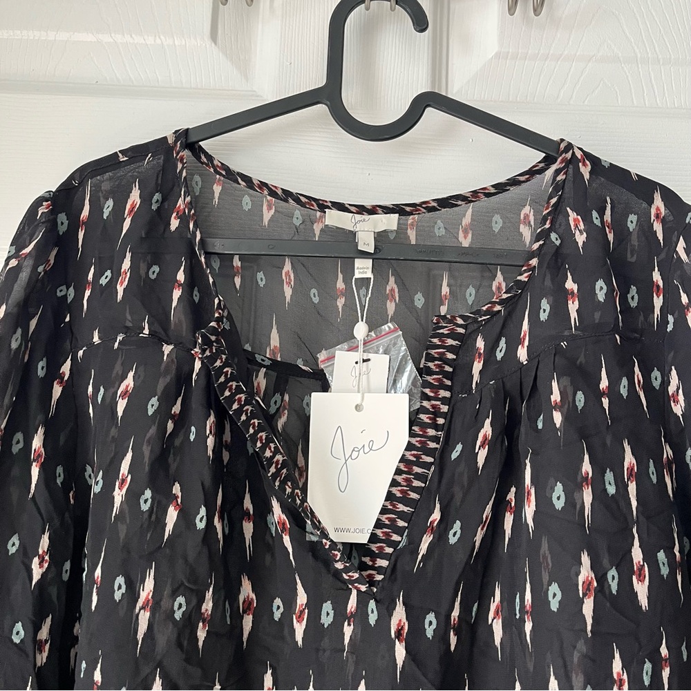 NWT Women's Joie 100% Silk Long Sleeve Top size Medium - Picture 5 of 8